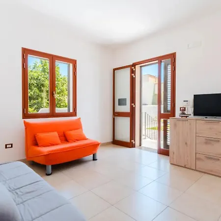Nyaraló Jox House *